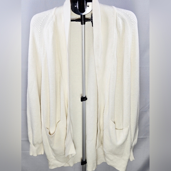 Wilfred Aritzia Travel Cable Knit Wool Lagenlook Cabincore Luxe Cardigan, Lg - Picture 3 of 7